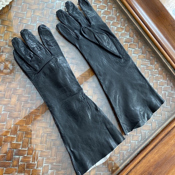 Rare vintage Eaton Vanity Fair Velkid black leather gloves - Picture 2 of 11